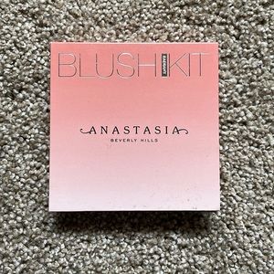 Blush kit
